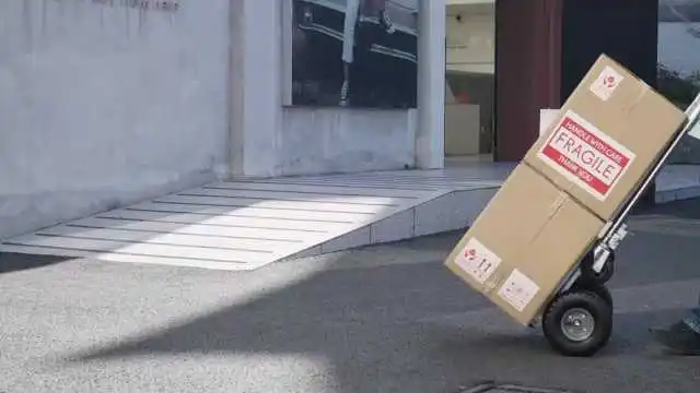 VEVOR Lightweight Folding Hand Truck with Smart Portability, Setup & Use Cases