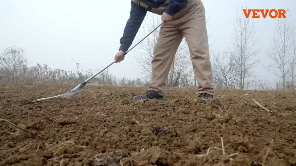 Obejrzyj film instruktażowy VEVOR Gravel Driveway Drag, w którym przedstawiono łatwą instalację, krok po kroku sposób użytkowania i funkcje wygładzania żwiru.