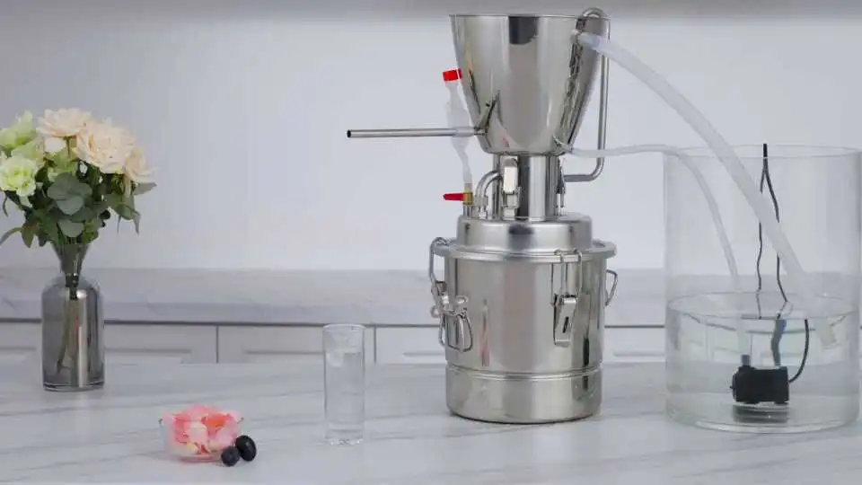 VEVOR Alcohol Distillation Still Demo Video - Watch This 3-Gallon, 10-Litre, 304 Stainless Steel Alcohol Distiller With Tubes, Circulating Pump, And Built-In Thermometer.