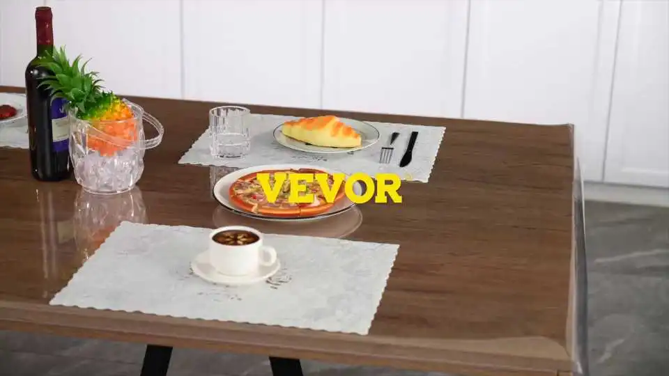 Manteles transparentes de plástico VEVOR: demostración en vídeo de este mantel transparente, fácil de limpiar, impermeable, resistente a los arañazos, suave y elástico. Diseñado para durar y ofrecer una protección óptima para las mesas.