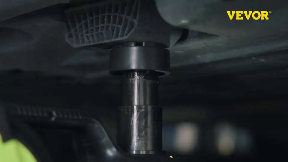 Sehen Sie selbst, wie der VEVOR Best Electric Car Jack mit Digitalanzeige müheloses Anheben, Stabilität und Sicherheit für Pkw und SUVs bietet.