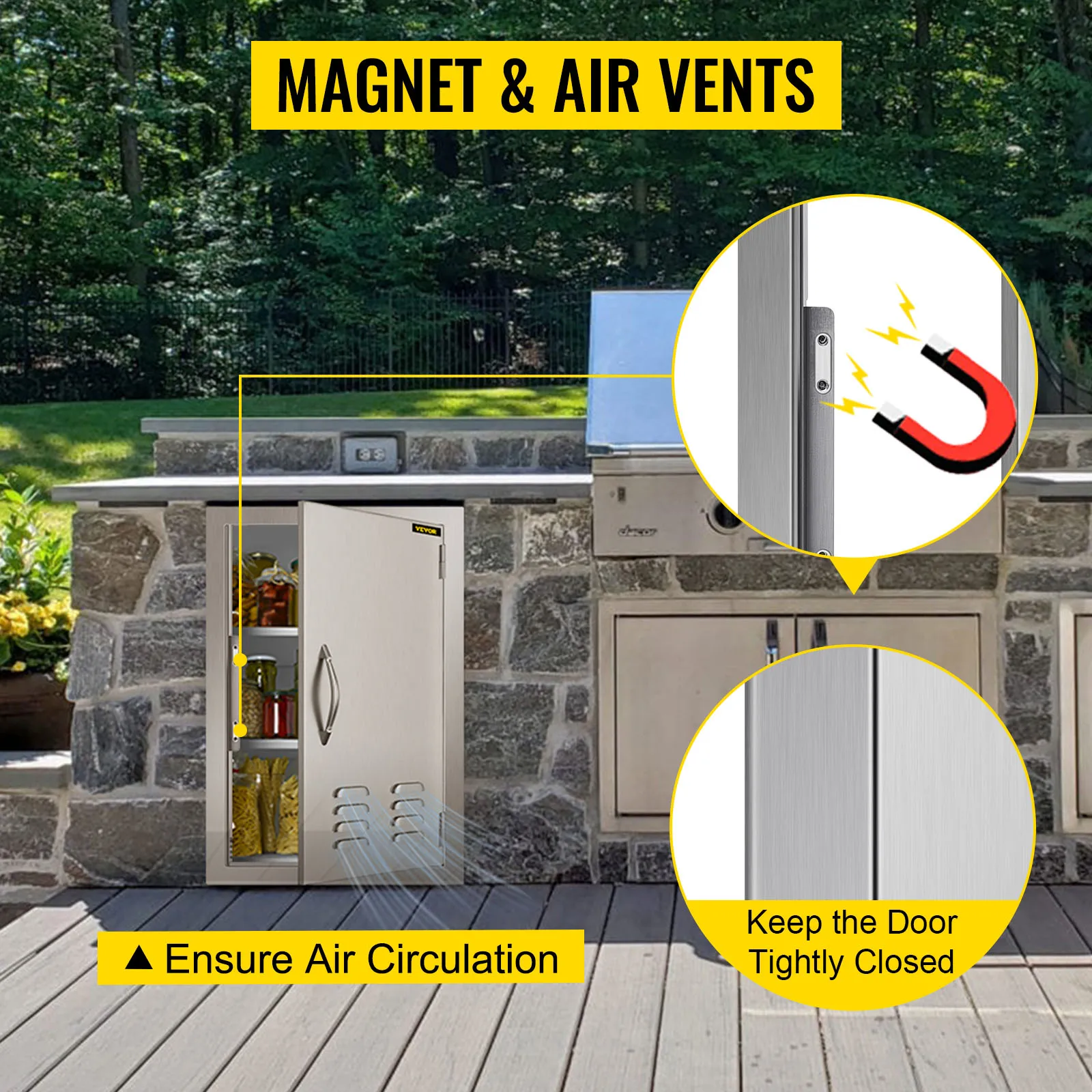 Cocina exterior con puerta de acceso a barbacoa VEVOR con imán y rejillas de ventilación.