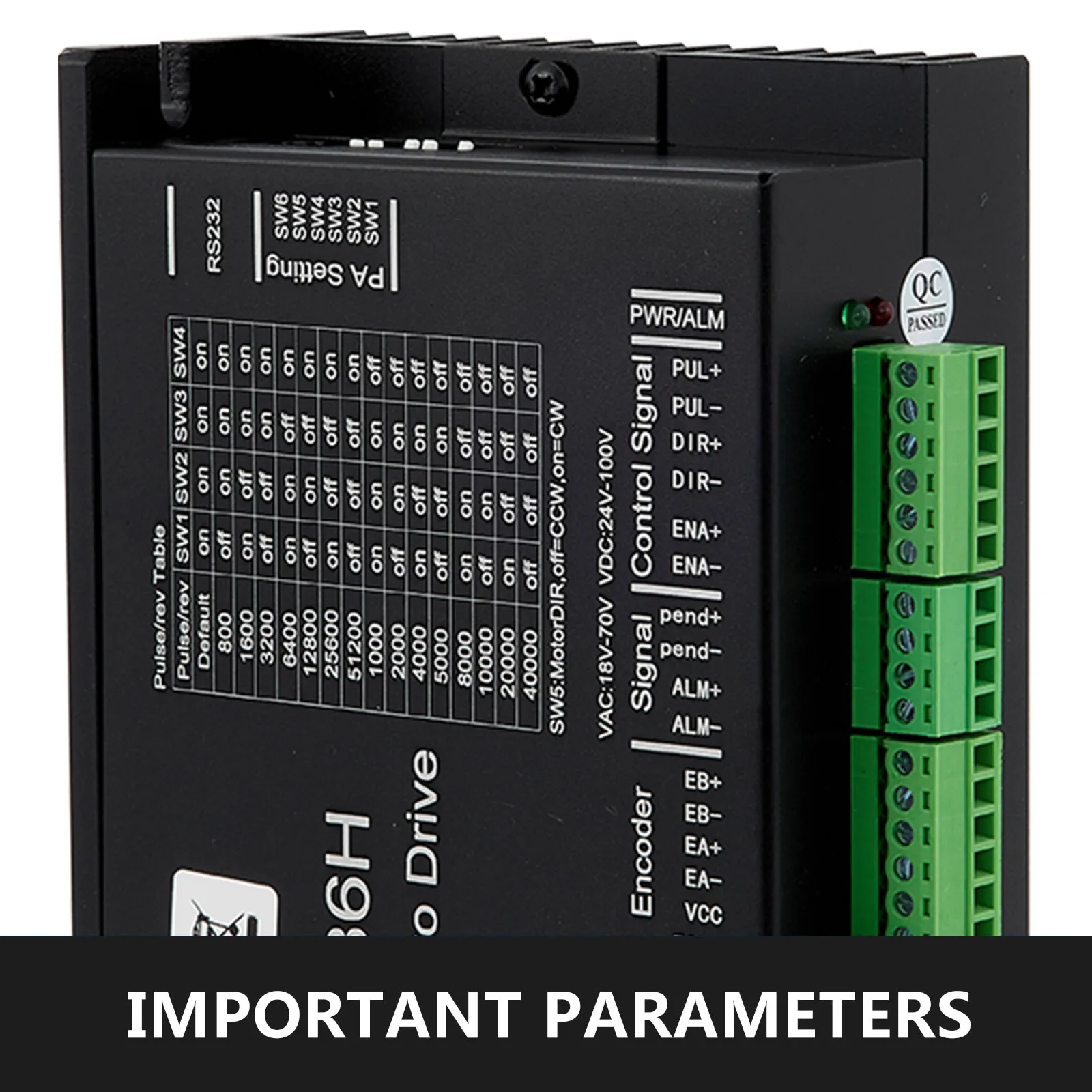 Unidad de control de servomotor paso a paso VEVOR nema34 con ajustes de parámetros y conectores verdes.