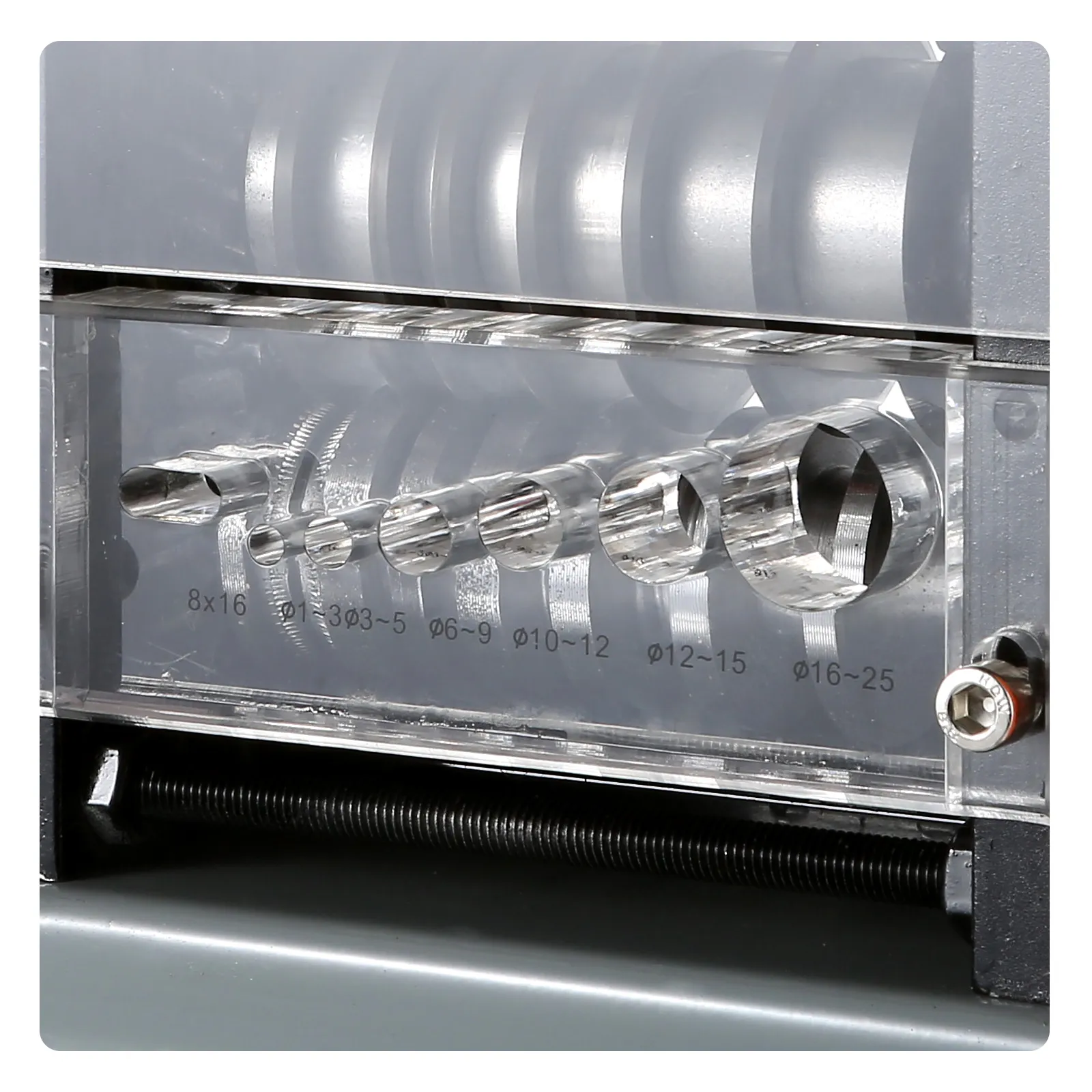 slots and blades of the VEVOR wire stripping machine.