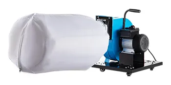 Colector de polvo VEVOR con carcasa de motor azul y bolsa colectora grande de color blanco sobre soporte.