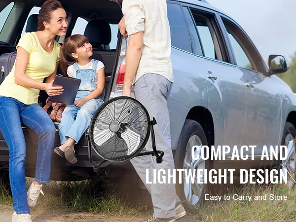 Familia preparándose para la actividad al aire libre con el ventilador inalámbrico VEVOR, que muestra su diseño compacto y liviano.