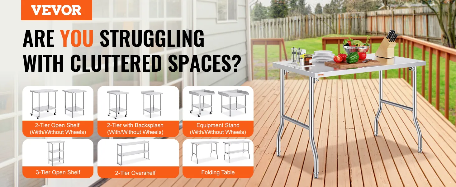 Mesa de preparación comercial plegable VEVOR en una terraza con varios alimentos y herramientas de cocina.