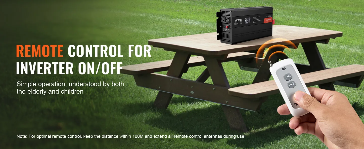 Control remoto para inversor de onda sinusoidal pura VEVOR en una mesa de picnic con una mano sosteniendo el control remoto.