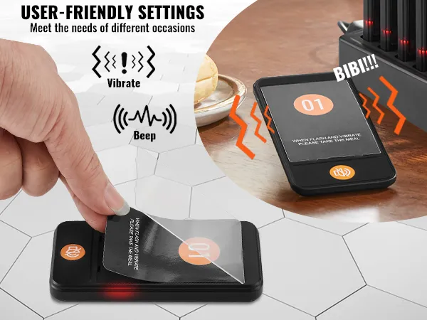 gebruiker die het VEVOR-piepersysteem voor restaurants instelt, met tril- en piepmeldingen voor het afhalen van maaltijden.