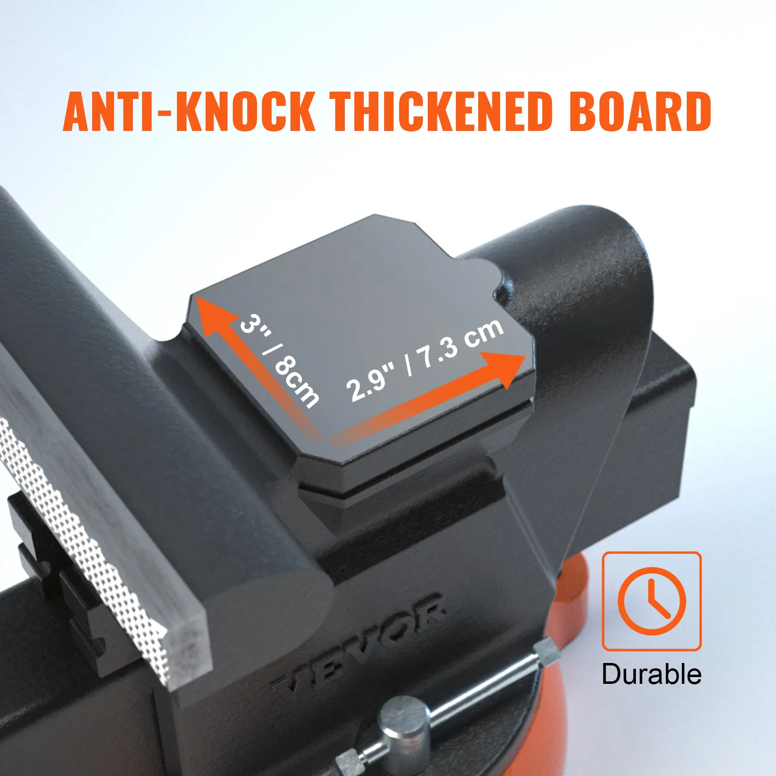 Tornillo de banco VEVOR que muestra un tablero engrosado antidetonante, un diseño duradero y medidas de 3" x 2,9".