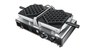 Máquina para hacer waffles con burbujas VEVOR de doble placa y asas sobre una base de acero inoxidable.