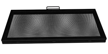 rechteckiger VEVOR-Feuerstellen-Grillrost mit Maschendesign und zentralem Griff zum einfachen Anheben.