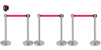 Cuatro postes plateados con cinturones rojos: sistema de postes de control de multitudes VEVOR.