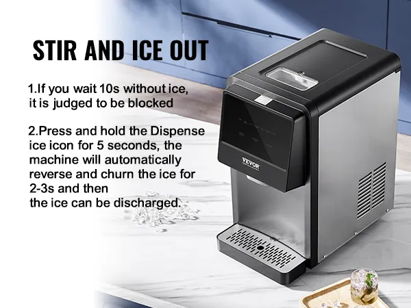 Máquina para fabricar hielo de encimera VEVOR sobre la encimera de la cocina con instrucciones de uso, rodeada de bebidas y cubitos de hielo.
