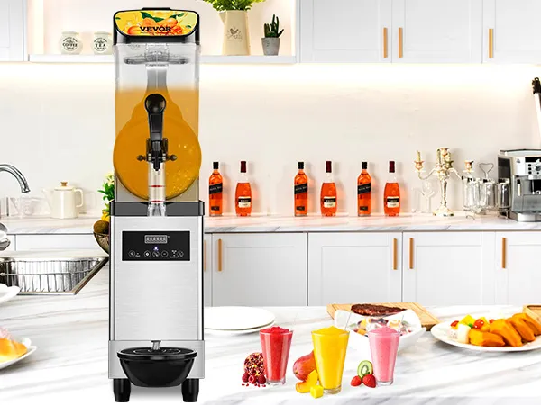 Máquina de granizados VEVOR en una cocina moderna con frutas, pasteles y bebidas en la encimera.