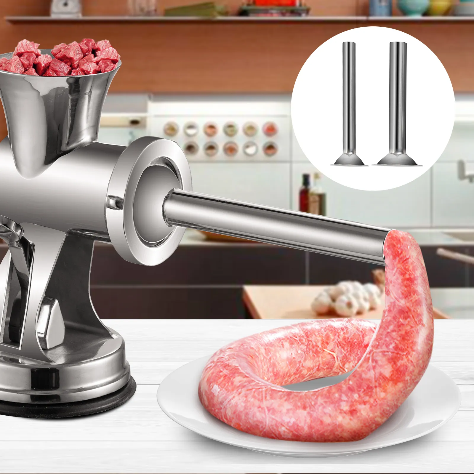 Picadora de carne VEVOR haciendo salchichas en una cocina moderna con accesorios de acero inoxidable.