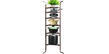 Soporte para utensilios de cocina VEVOR que contiene ollas y plantas de cocina, organizado en cinco estantes.