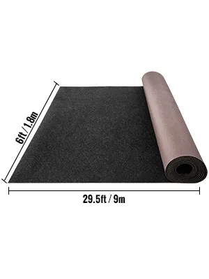 Alfombra marina VEVOR en color negro, 1,80 m x 8,90 m, parcialmente enrollada.