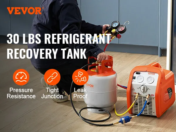 Cilindro de recuperación de refrigerante VEVOR conectado a una máquina de recuperación naranja sobre un piso de madera.
