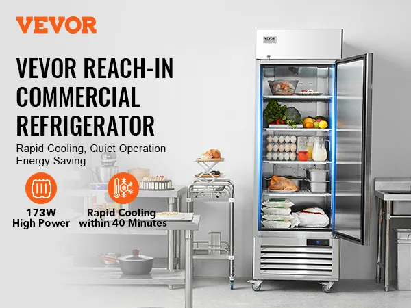 Commerciële VEVOR-koelkast in een keuken met voedsel, aanrechtblad en roestvrijstalen spoelbak.