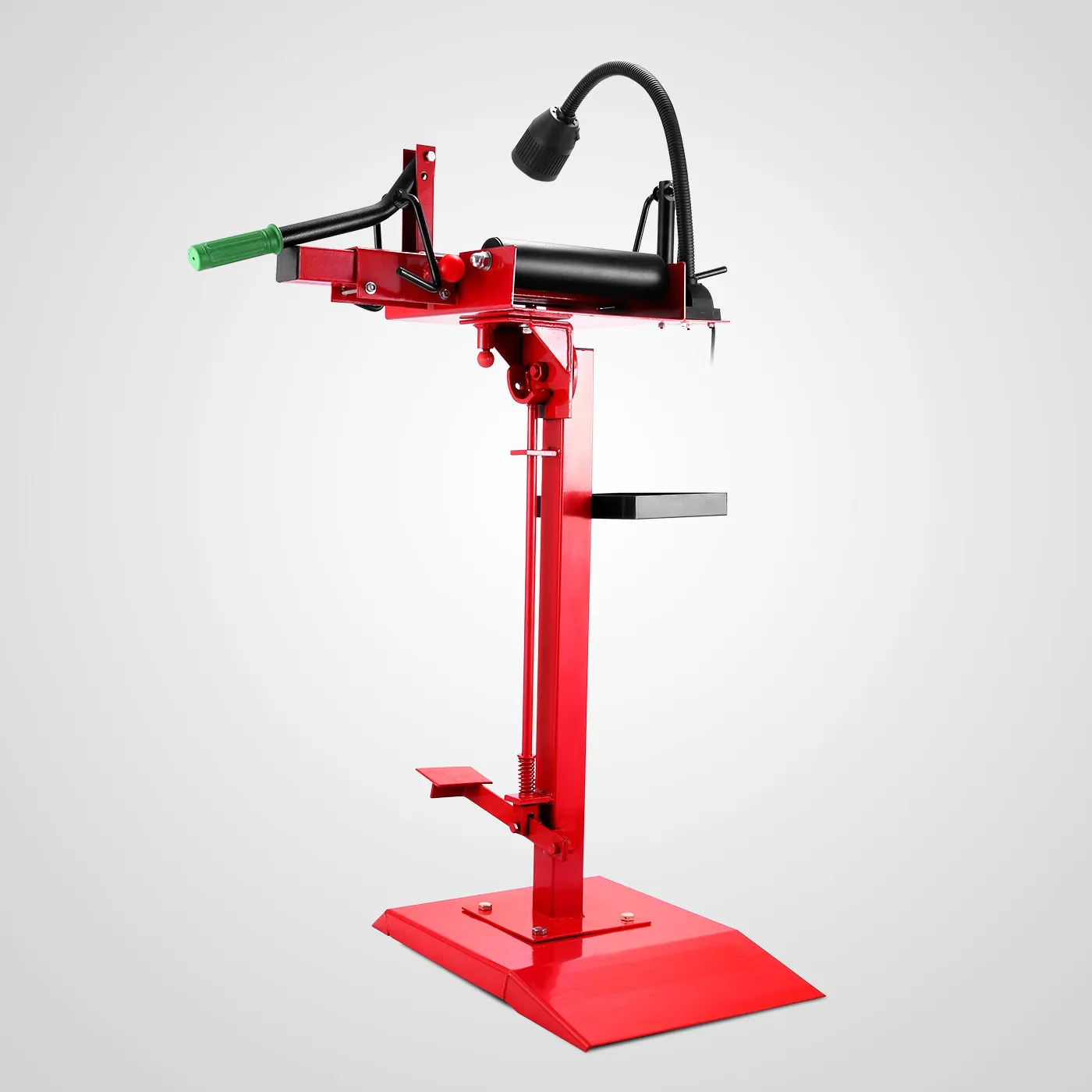Esparcidor de neumáticos VEVOR en talleres de reparación de automóviles con automóviles y neumáticos exhibidos. Amplia aplicación.