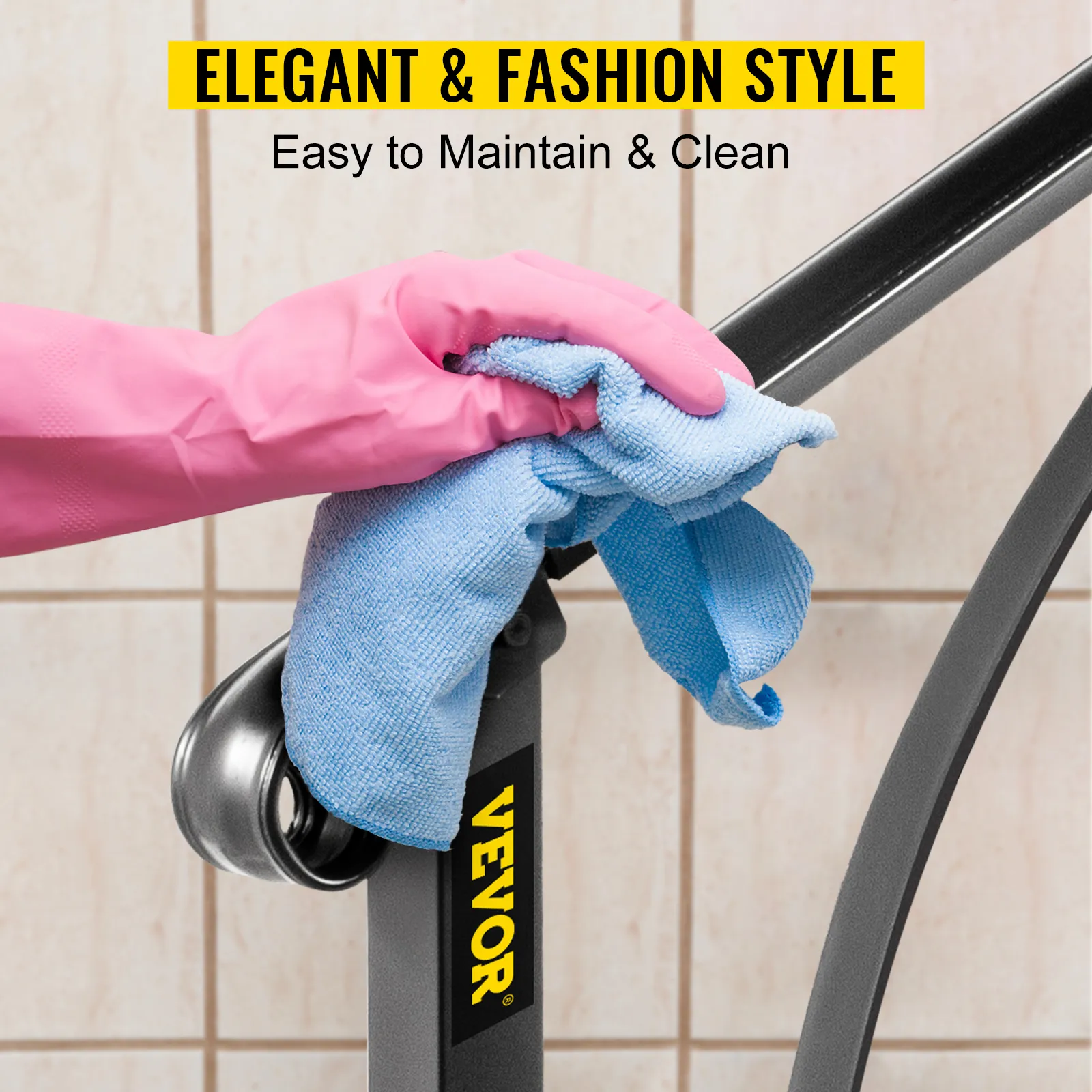 czyszczenie poręczy VEVOR na schodach zewnętrznych za pomocą różowych rękawiczek i niebieskiej szmatki.