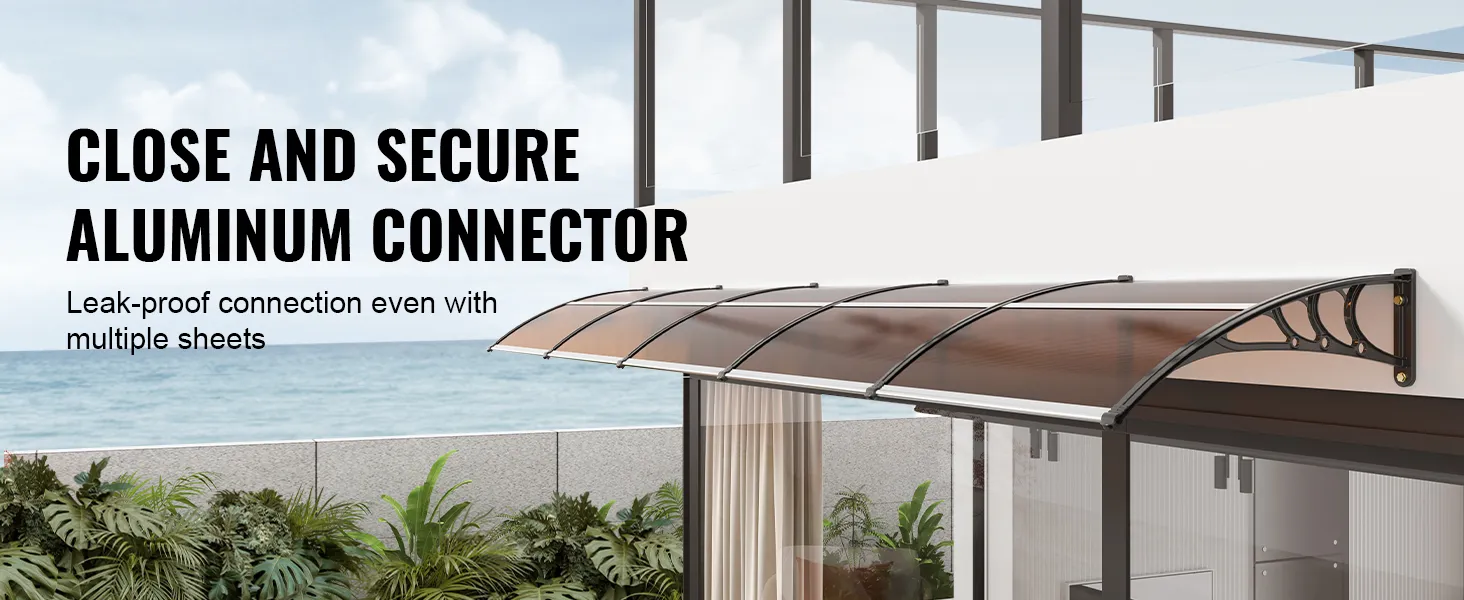 Toldo de puerta de aluminio VEVOR en el patio con conectores seguros, vista al mar y plantas exuberantes