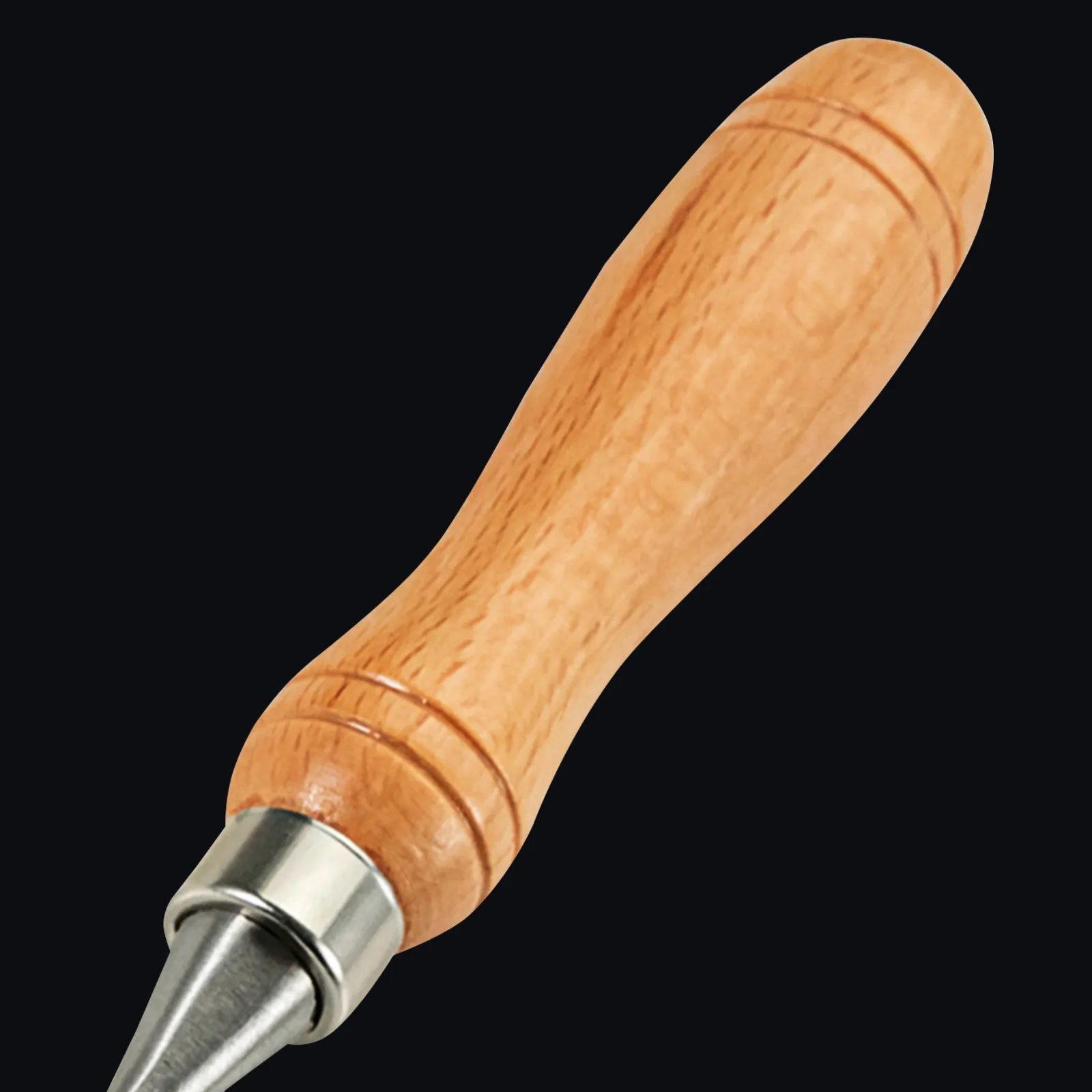 wooden handle of VEVOR woodworking lathe chisel set with metal ferrule.