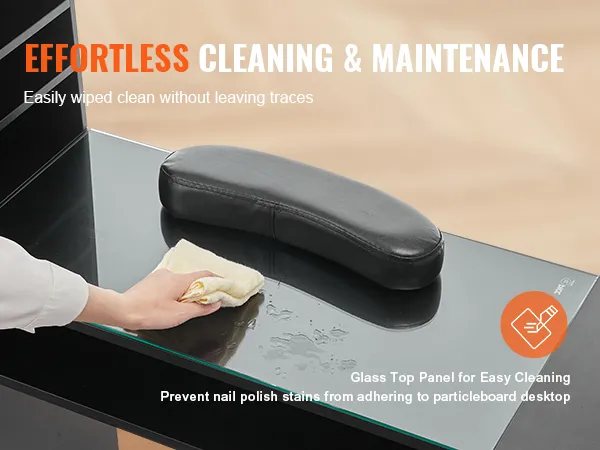Mesa de manicura negra VEVOR que se limpia con un paño, lo que resalta su limpieza y mantenimiento sin esfuerzo.