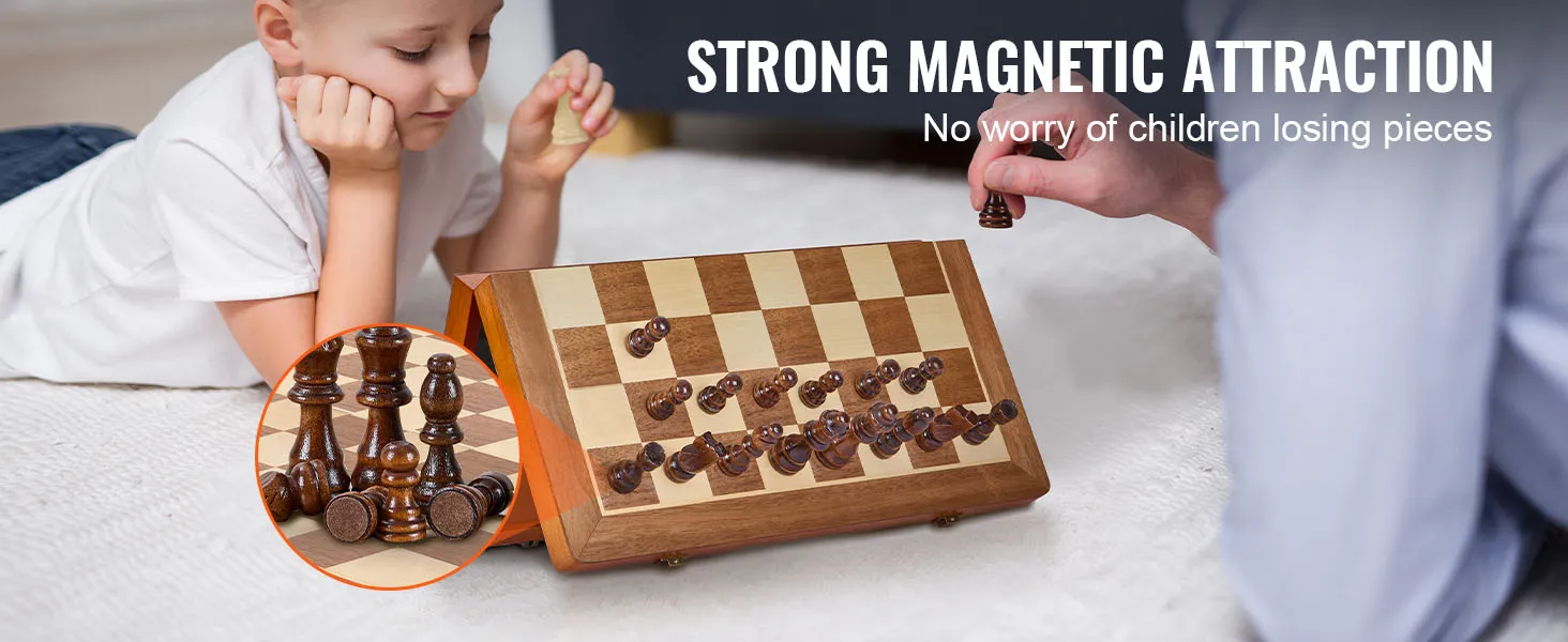 Kinder und Erwachsene spielen mit dem magnetischen Schachspiel von VEVOR mit starker magnetischer Anziehungskraft.