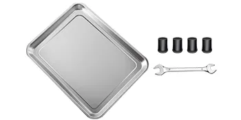 Metalltablett mit vier schwarzen Fußkappen und einem Schraubenschlüssel für den VEVOR-Gemüsewürfelschneider.