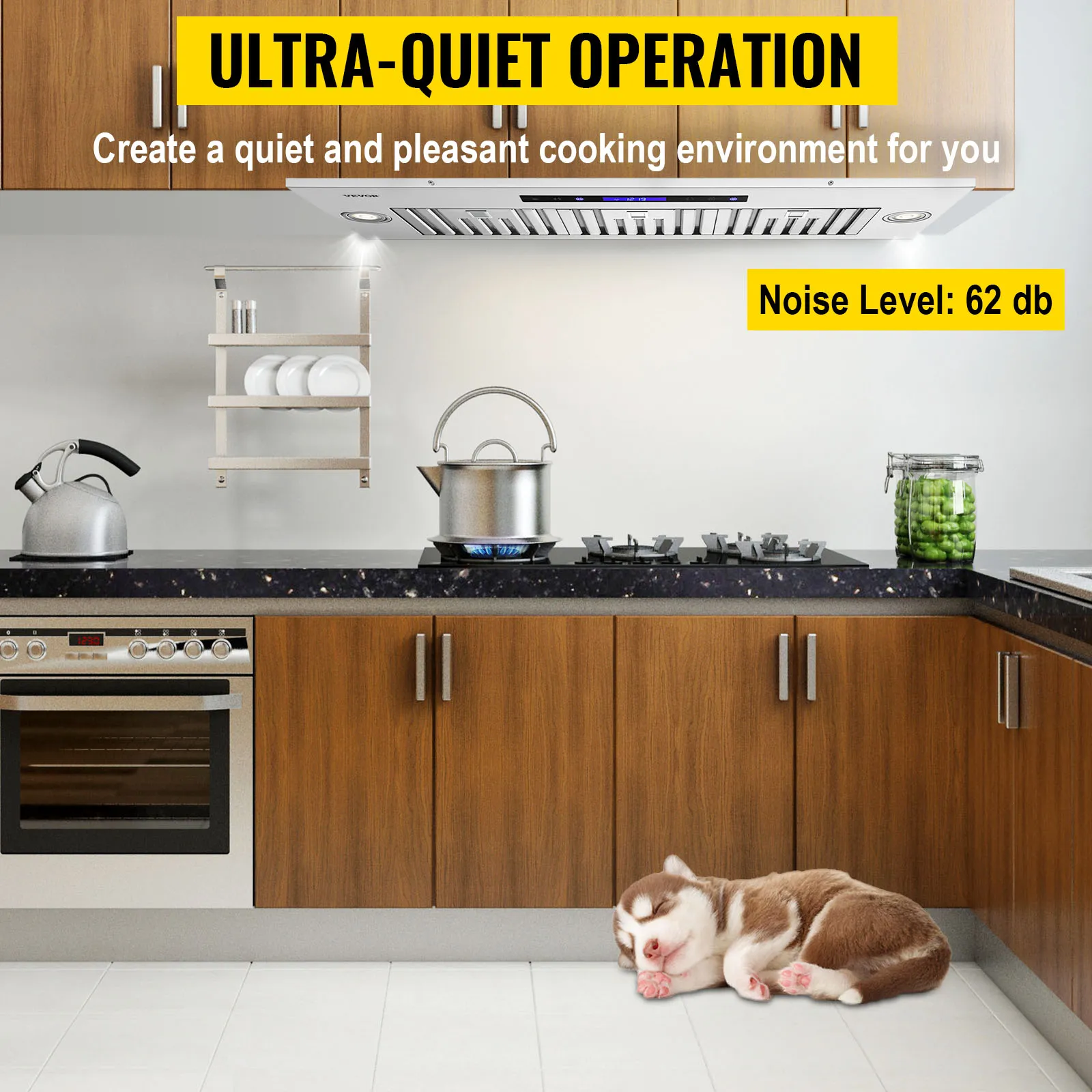 Campana extractora insertable VEVOR en una cocina moderna con gabinetes de madera y un cachorro durmiendo en el suelo.