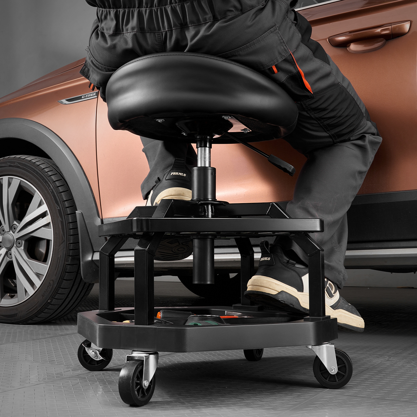 PENCO “SHOP STOOL” PARTS CENTER Lサイズ Shop Stool - Padded, Black H-3729BL - ULINE