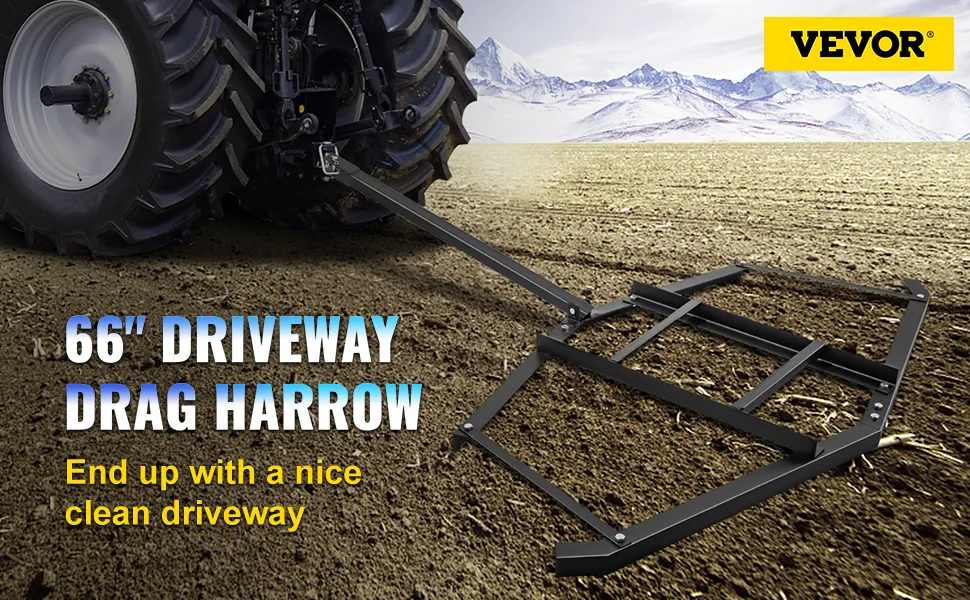 Rastra de arrastre para camino de acceso VEVOR acoplada a un tractor, preparando un camino de acceso limpio.