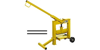 Gelbes VEVOR-Pflasterspaltwerkzeug mit langem Griff und Rädern für einfachen Transport.