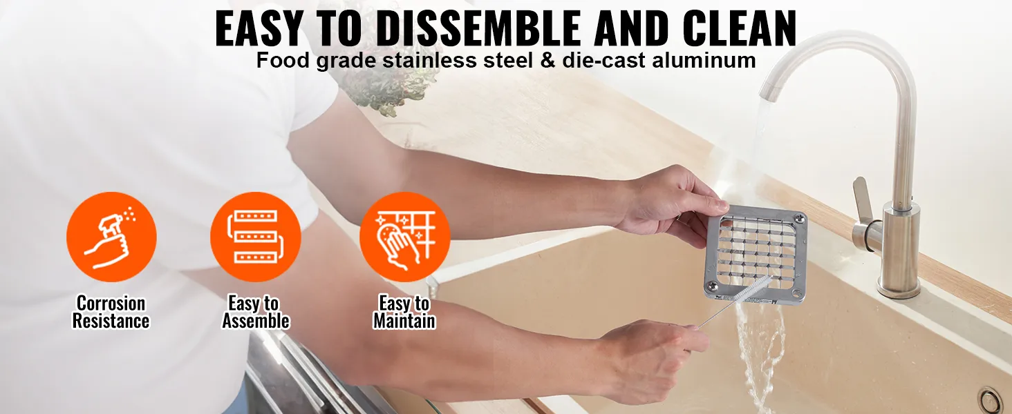 Mężczyzna czyści pod kranem ostrze do frytkownicy VEVOR, co świadczy o jego odporności na korozję i łatwości montażu.