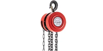 Polipasto de cadena manual VEVOR rojo con cadenas y gancho negros.