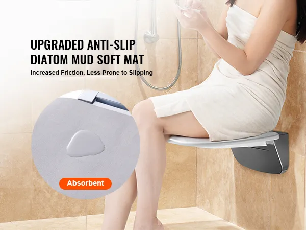 Vrouw zittend op een VEVOR opvouwbare douchestoel met een zachte mat van diatomeeënmodder voor een betere grip in een moderne badkamer.