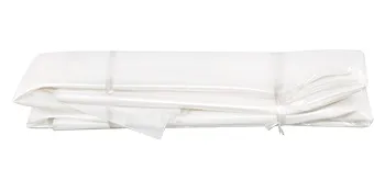 gevouwen transparante VEVOR kasfolie vastgezet met plastic bandjes.