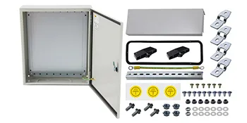 Kit de caja eléctrica VEVOR abierta con accesorios de montaje, tornillos y sellos exhibidos de forma ordenada.