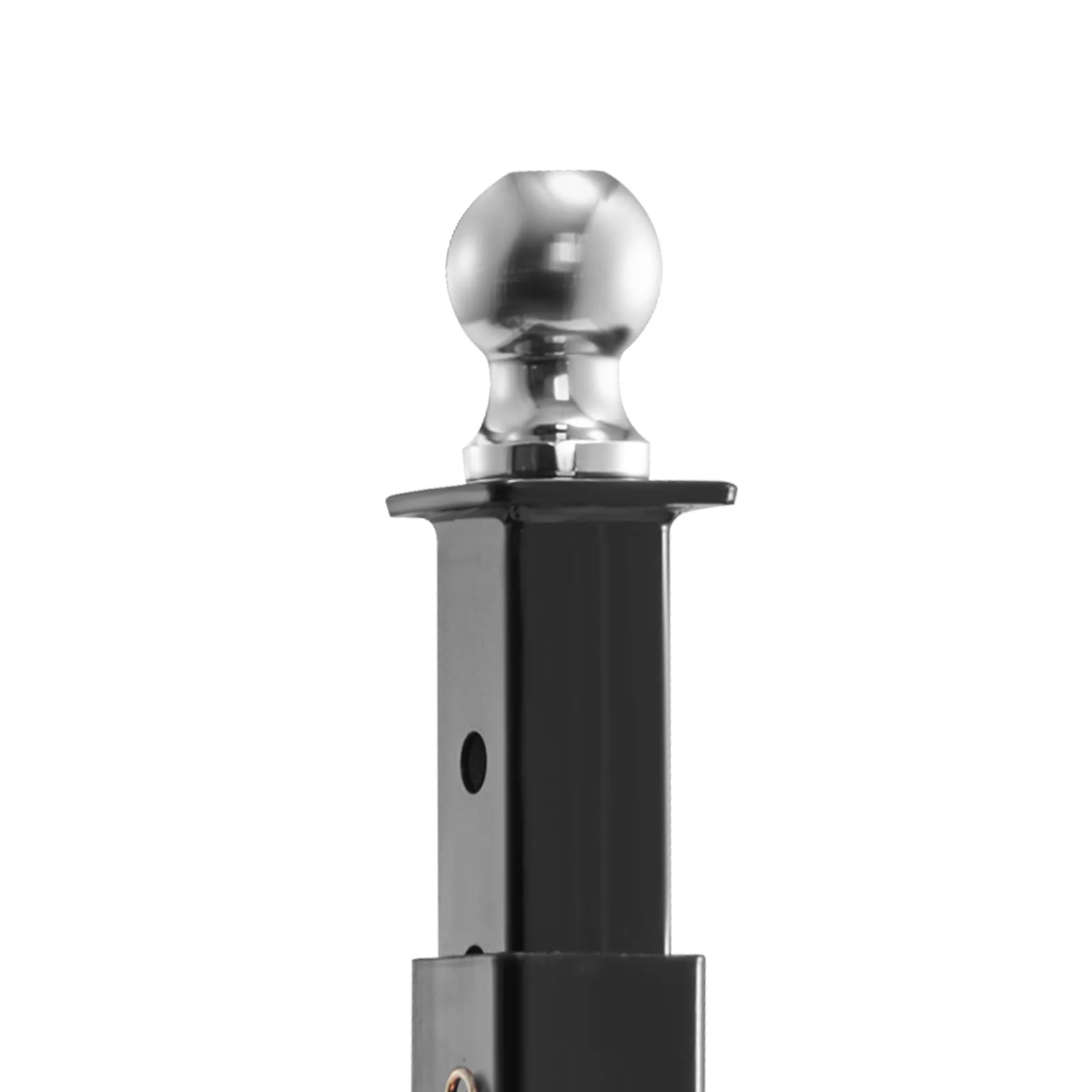 Bola de enganche cromada brillante del carro de remolque VEVOR montado en un eje de metal negro.