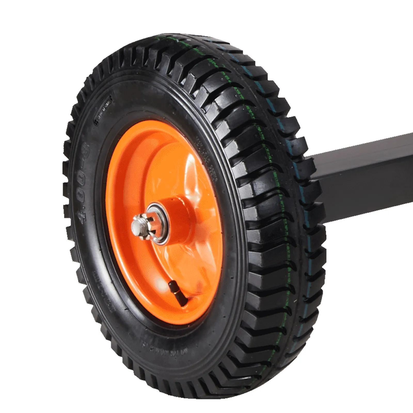 Neumático naranja y negro del remolque VEVOR con banda de rodadura resistente y eje adjunto.