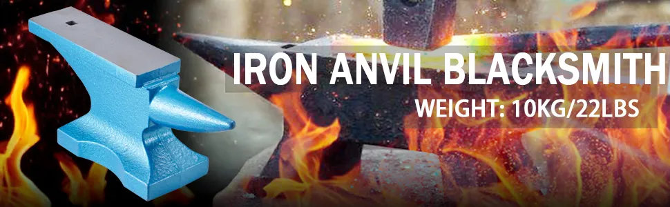 niebieskie kowadło VEVOR z pojedynczym rogiem umieszczone przed płomieniami, waga: 10 kg/22 funty.