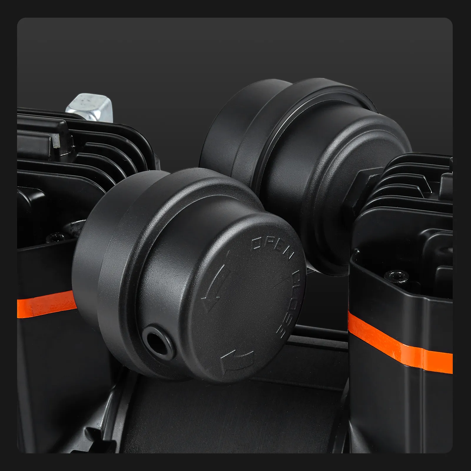 Primer plano de los componentes del compresor de aire ultra silencioso VEVOR con detalles en negro y naranja.