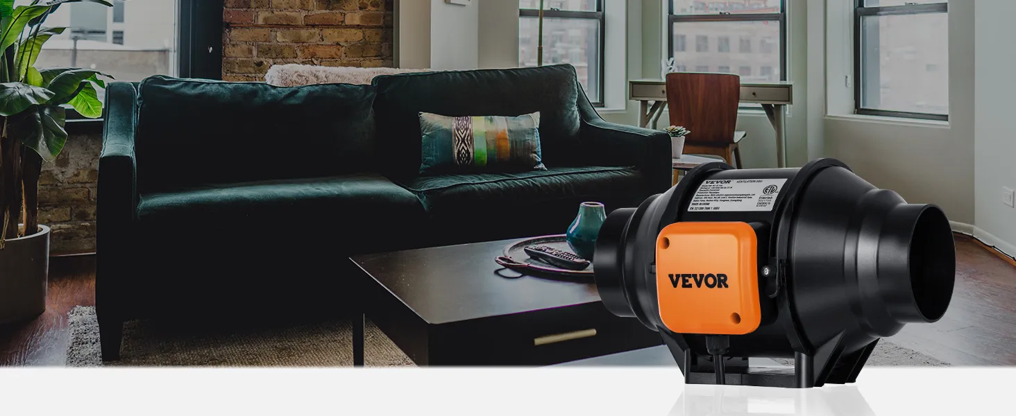 Sala de estar moderna con paredes de ladrillo, sofá verde y ventilador de conducto en línea VEVOR sobre una mesa de café.