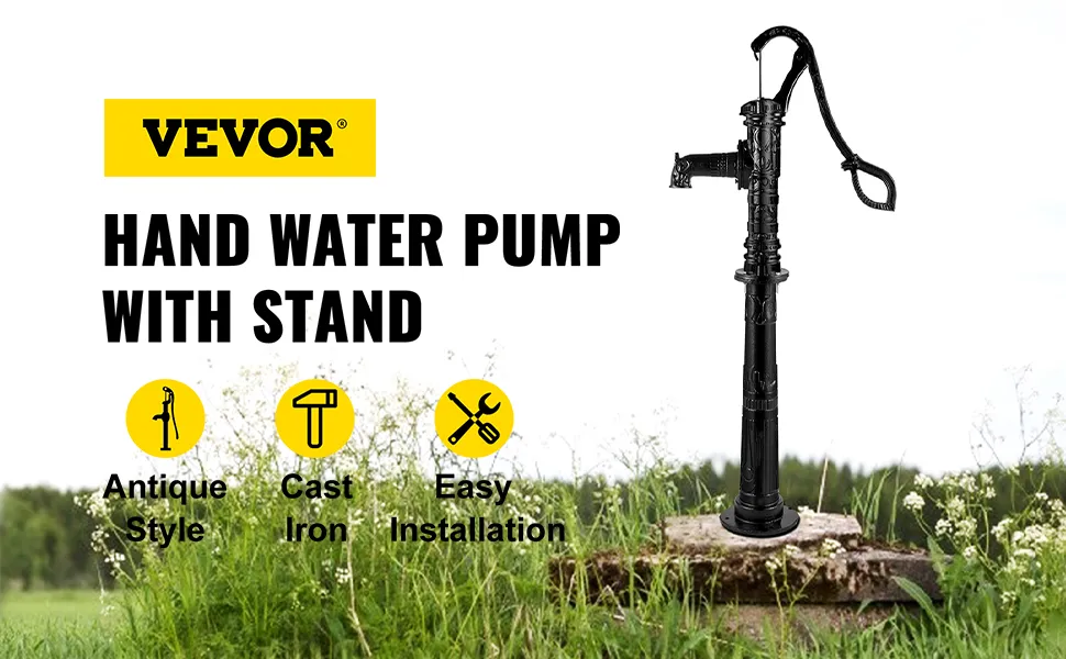 Bomba de agua manual VEVOR con soporte en un campo de hierba. Estilo antiguo, hierro fundido, fácil instalación.