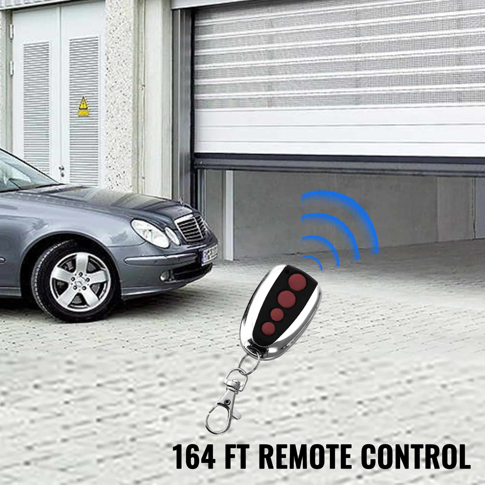 Coche delante del abridor de puerta de garaje enrollable VEVOR con mando a distancia e indicación de alcance.