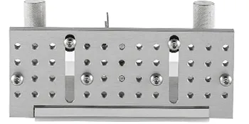 metalen VEVOR bandslijpmal met stippenpatroon en verstelbare schroeven.