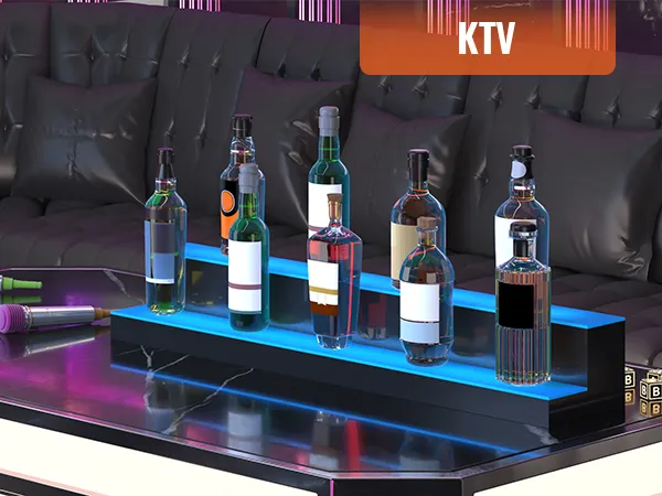 Estante para licores iluminado con LED VEVOR que muestra varias botellas, frente a un lujoso sofá en un entorno de KTV.